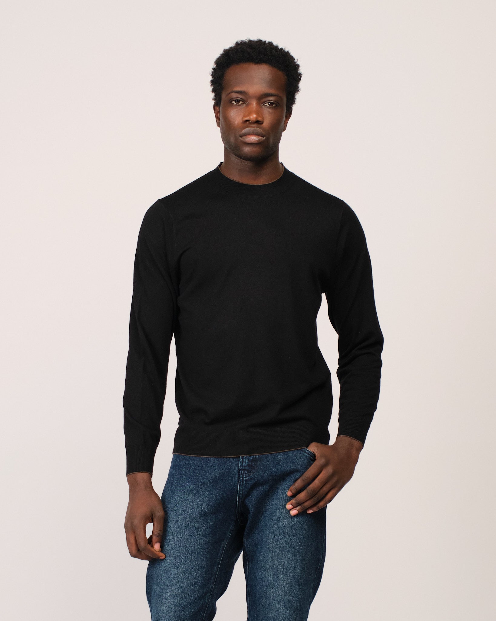 The Fine Cashmere Crewneck Black