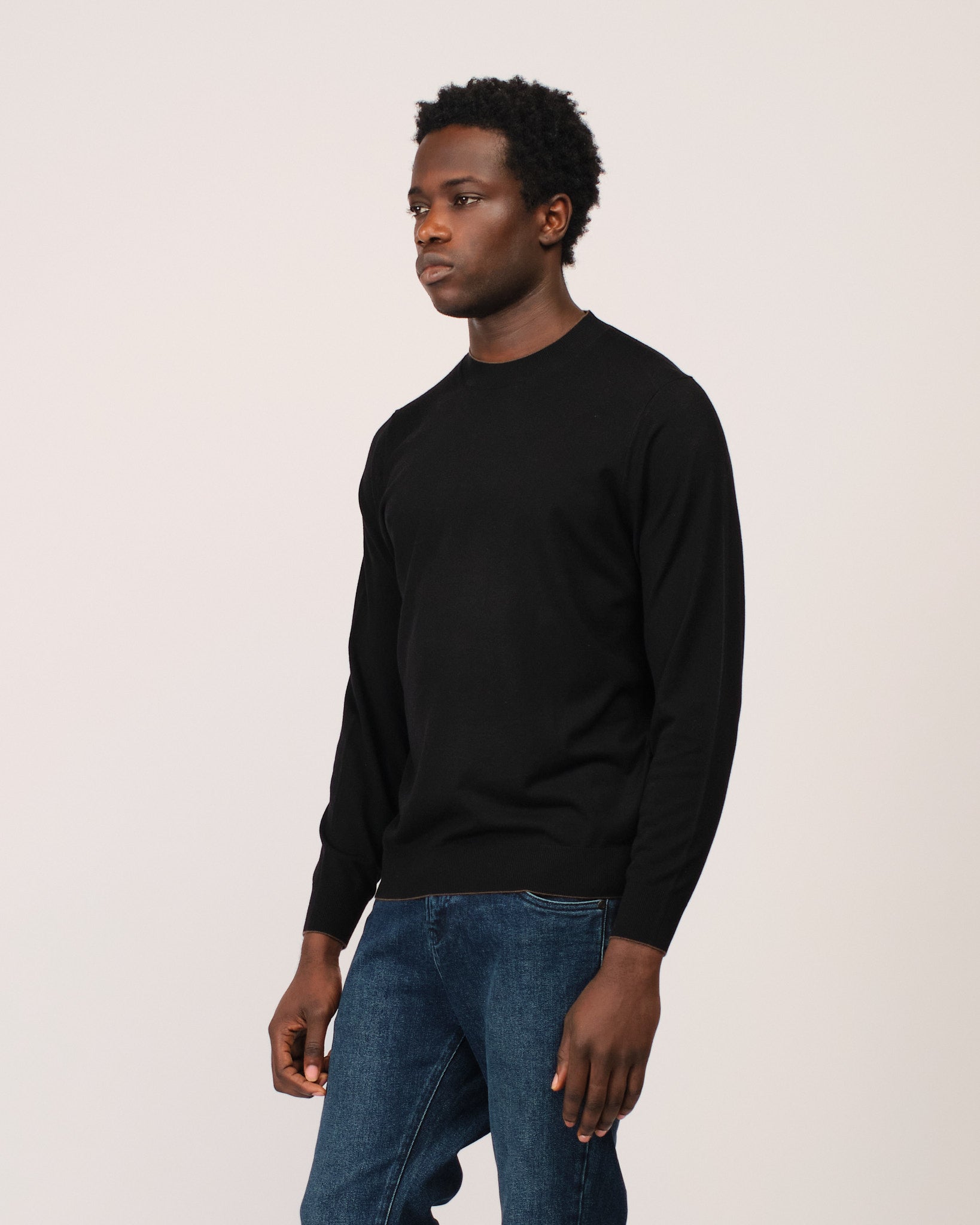 The Fine Cashmere Crewneck Black