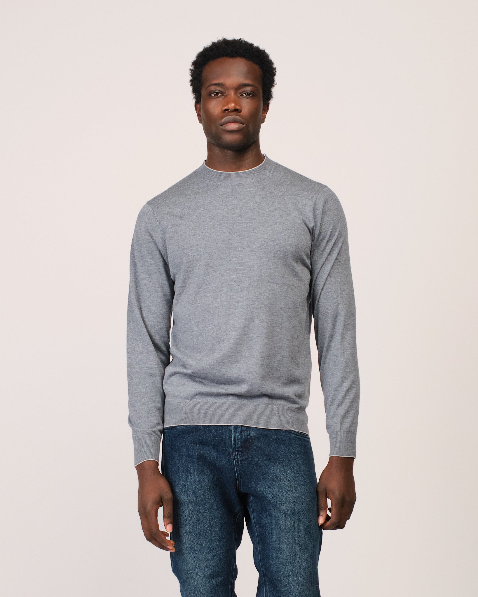 The Fine Cashmere Crewneck Grey