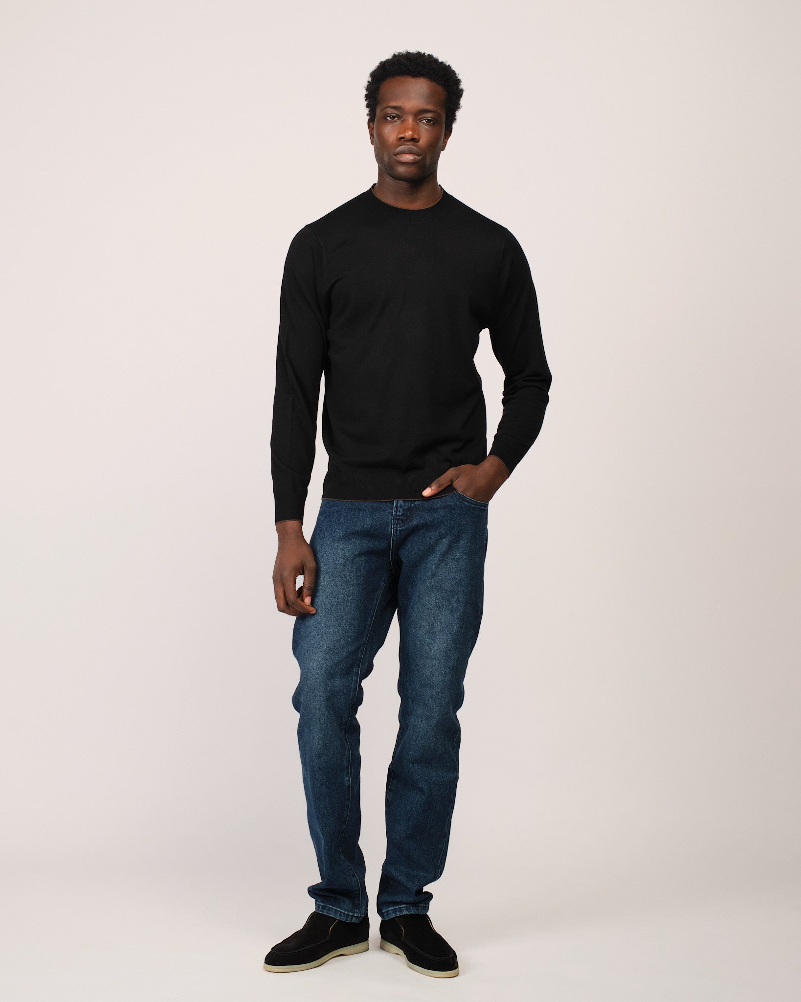 The Fine Cashmere Crewneck Black